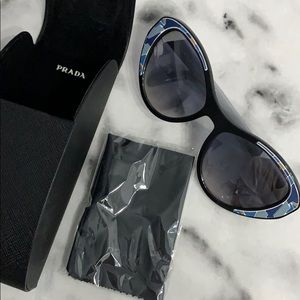 PRADA SUNGLASSES